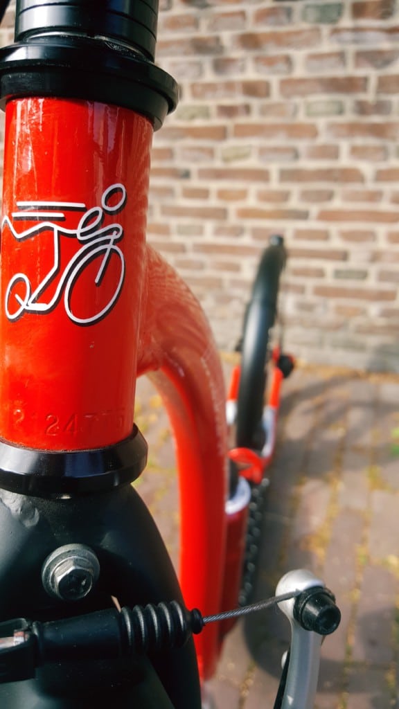 De oranje Kickbike Sport G4