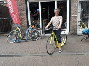 step met grote wielen